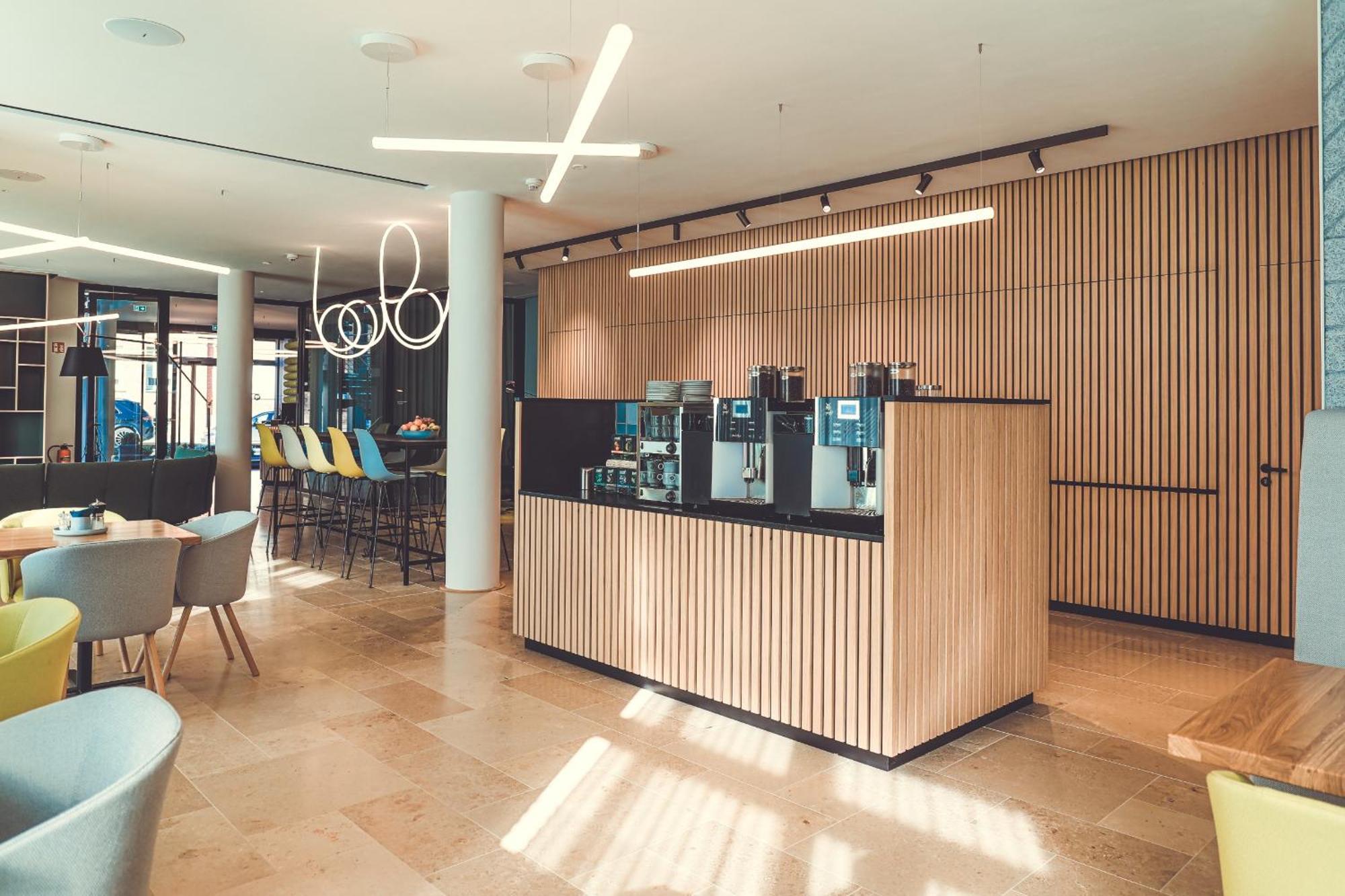 Art Hotel אאלן מראה חיצוני תמונה