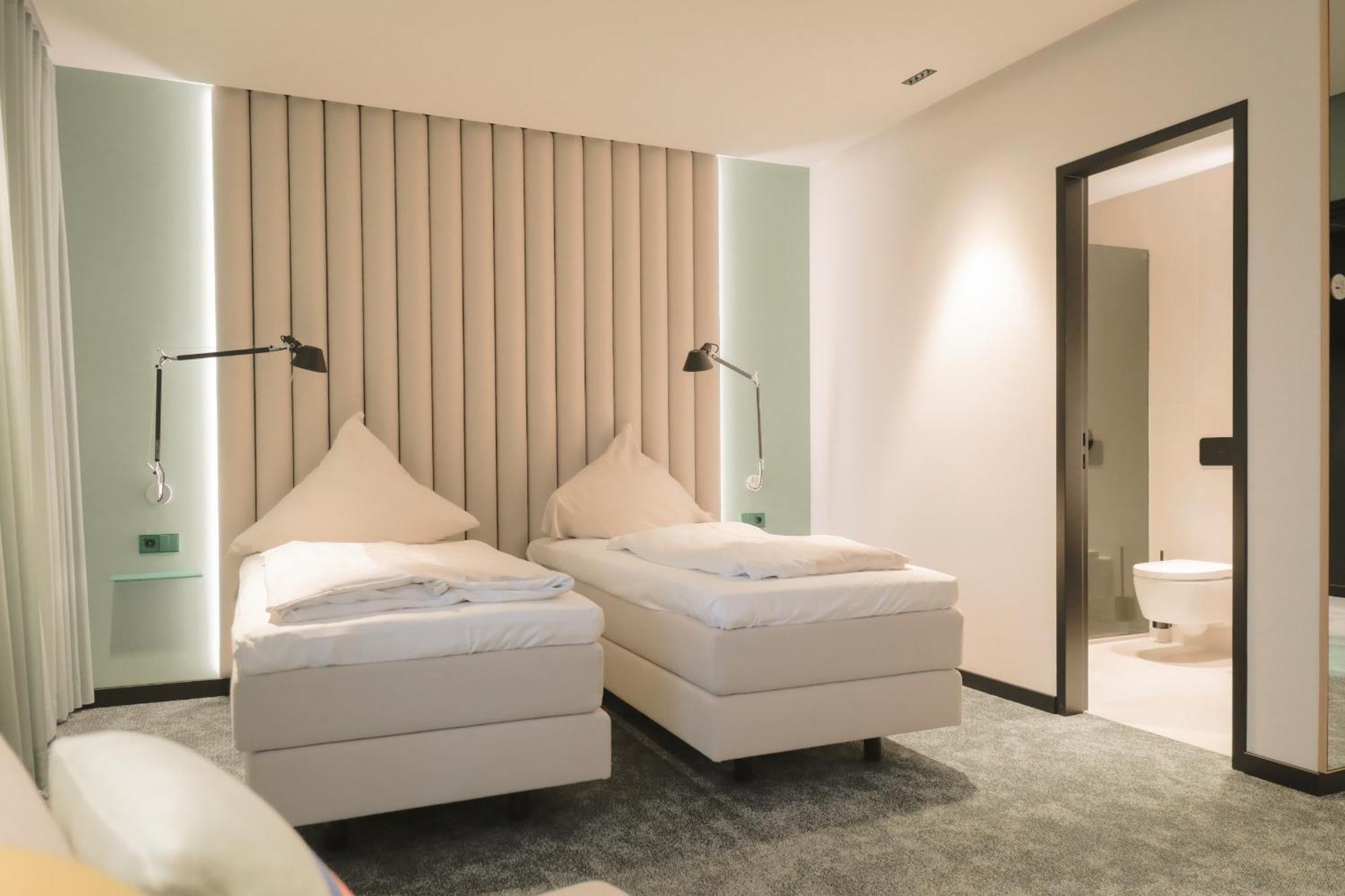 Art Hotel אאלן מראה חיצוני תמונה