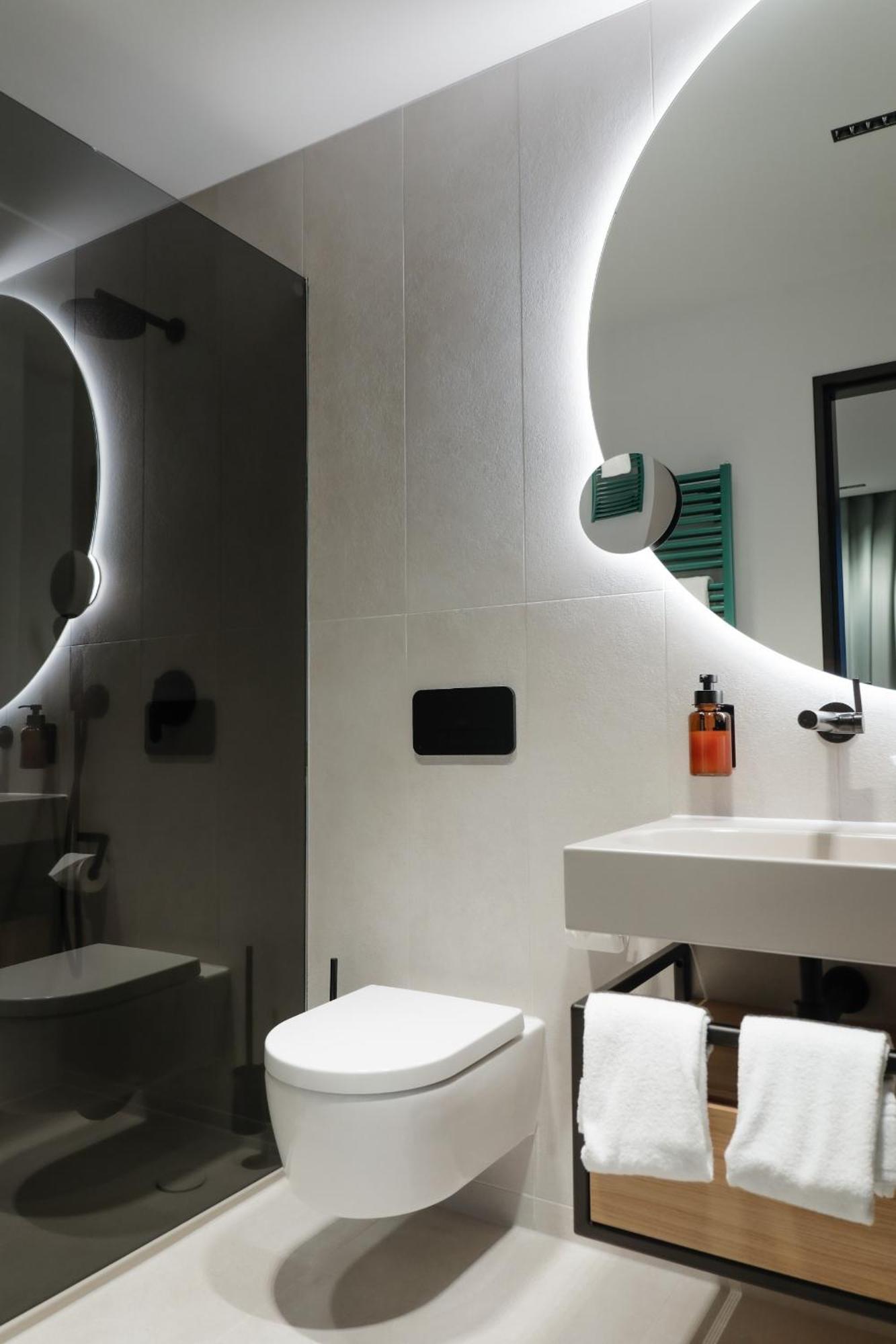 Art Hotel אאלן מראה חיצוני תמונה